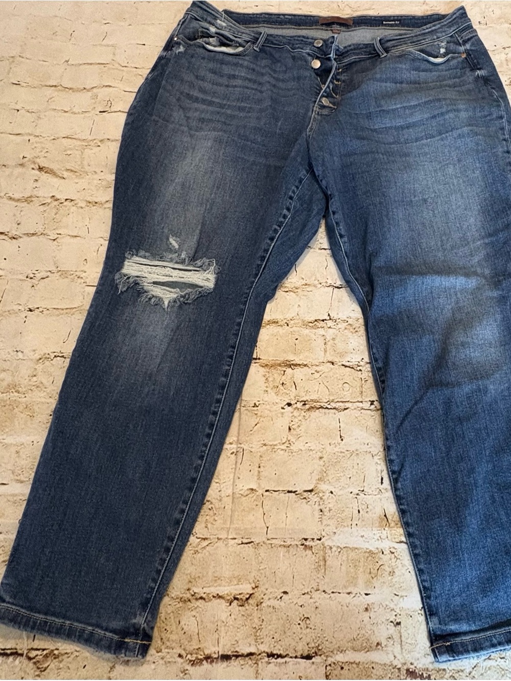 Judy Blue Relaxed Fit Distressed Blue Denim Jeans Boyfriend Fit
